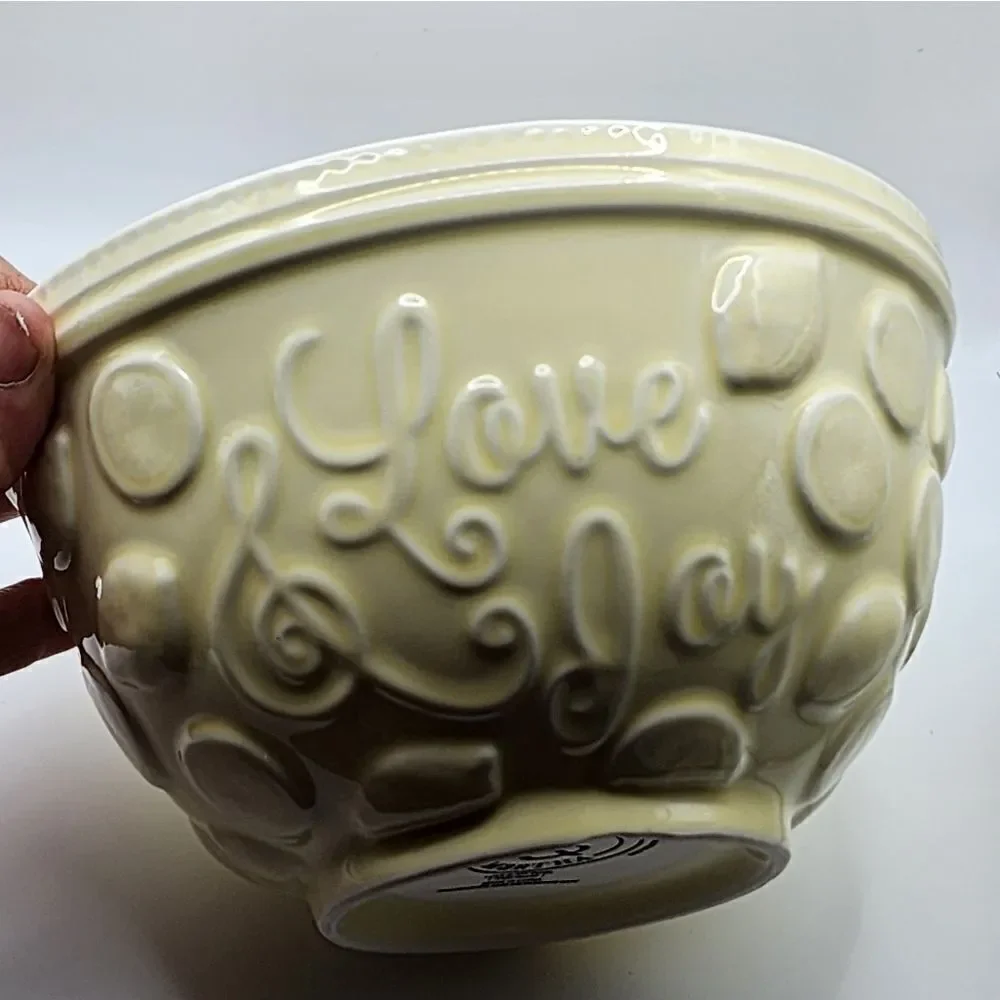 Mary & Martha Love And Joy Bowl NBR1C
